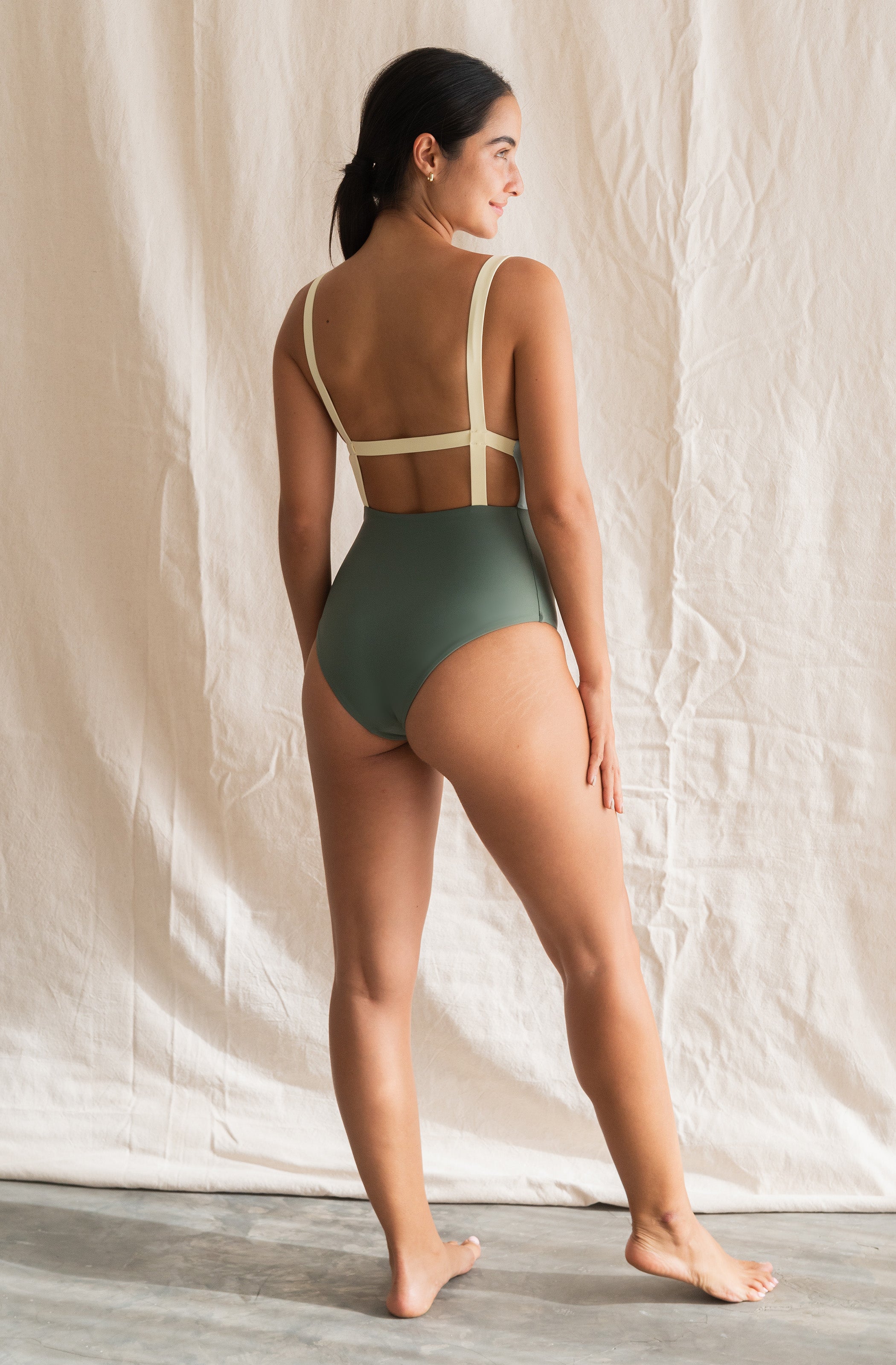 https://www.septembertheline.com/cdn/shop/files/SEPTEMBER_SS24_Swimwear215.jpg